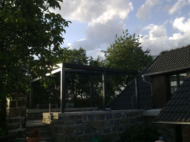 hliníkový zahradní altán